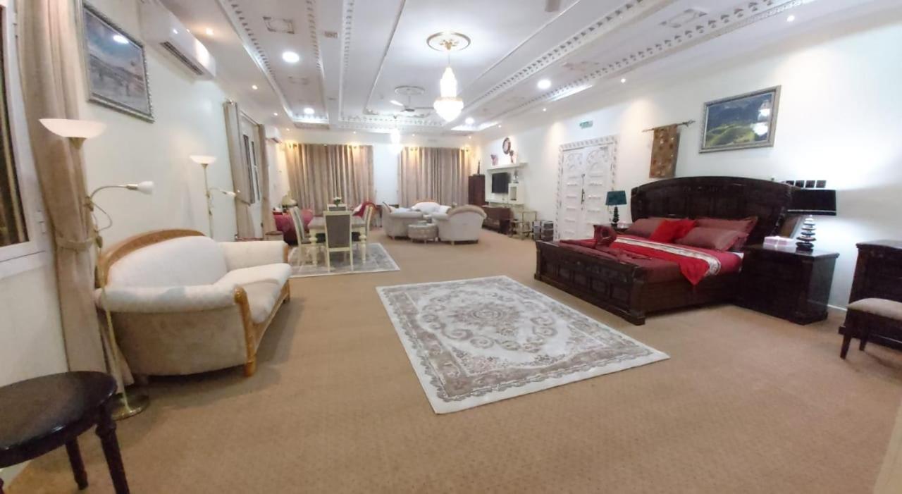Sur Bandar Al Ayjah Hotel Apartments Εξωτερικό φωτογραφία