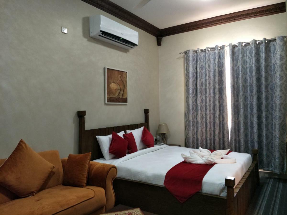 Sur Bandar Al Ayjah Hotel Apartments Εξωτερικό φωτογραφία