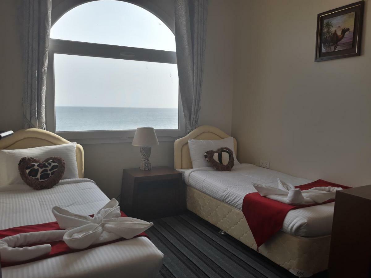 Sur Bandar Al Ayjah Hotel Apartments Εξωτερικό φωτογραφία